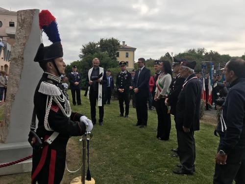 L’assessore regionale agli Enti locali e sicurezza, Pierpaolo Roberti, a Monfalcone alla cerimonia di scoprimento del monumento dedicato alla memoria dei Carabinieri caduti in servizio, alla quale hanno partecipato autorità cittadine e regionali.